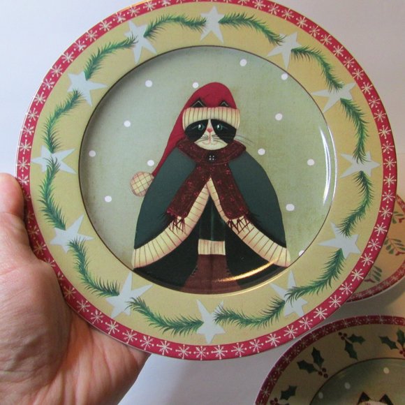 set of 4 Oneida Holiday Cat Plates black white kitty winter outfits Christmas - Picture 3 of 7